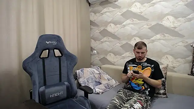 SerzhKorol1 online show from September 19, 9:10 am