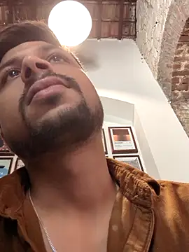  IRRESISTIBLE  online show from April 7, 7:41 am