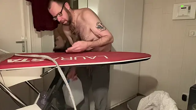 FABIOGLASSES online show from January 12, 11:09 pm