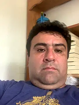 EmilianoGt online show from October 8, 9:19 pm