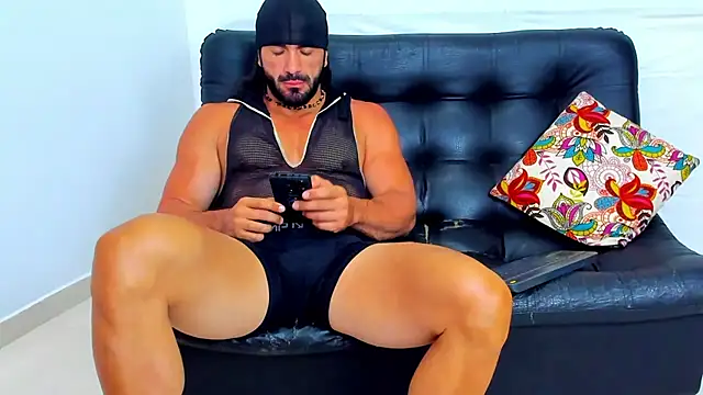 AlfredWalker online show from September 29, 12:57 pm