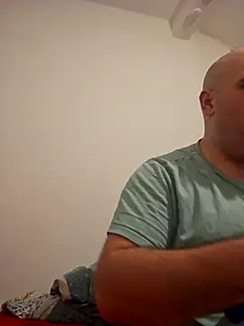 mario890605 online show from December 5, 11:01 pm