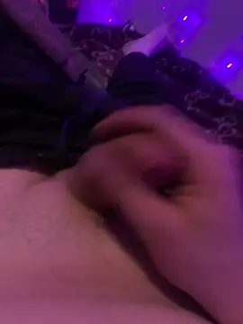 Hugetings online show from March 10, 10:43 am