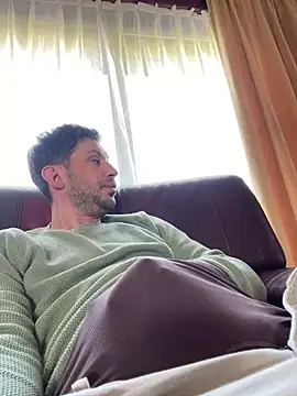 Taxidriver1988 online show from April 29, 2:33 pm