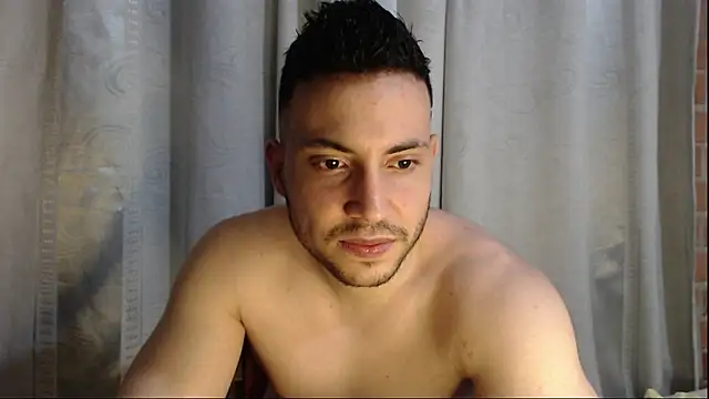 Snapshot of Armando_2002 chatting on September 18, 2:46 am Armando 2002 online show from September 18, 2:46 am