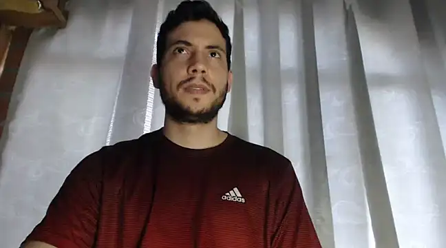 Snapshot of Armando_2002 chatting on December 12, 5:04 pm Armando 2002 online show from December 12, 5:04 pm