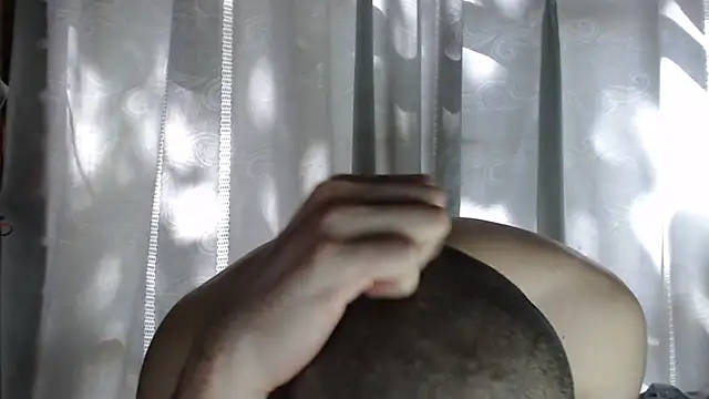 Snapshot of Armando_2002 chatting on October 6, 7:07 pm Armando 2002 online show from October 6, 7:07 pm