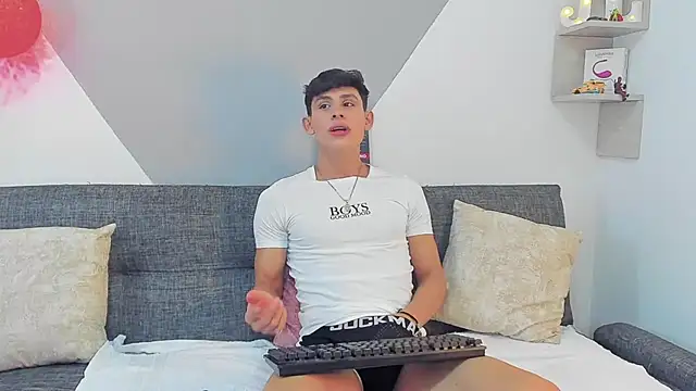 logan thomas online show from February 18, 7:43 am