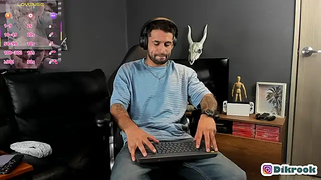 Davevilboy online show from February 10, 12:18 pm