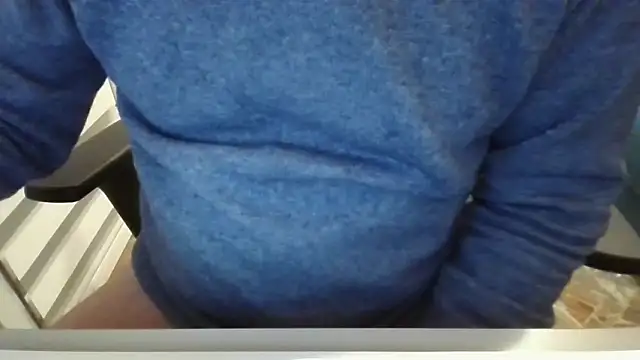 alessexxx24 online show from March 7, 8:33 pm