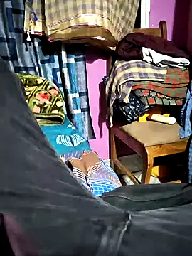 Snapshot of Gopal1243 chatting on September 29, 6:04 pm Gopal1243 online show from September 29, 6:04 pm