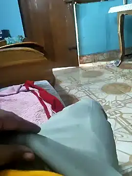 Snapshot of Gopal1243 chatting on December 3, 8:58 am Gopal1243 online show from December 3, 8:58 am