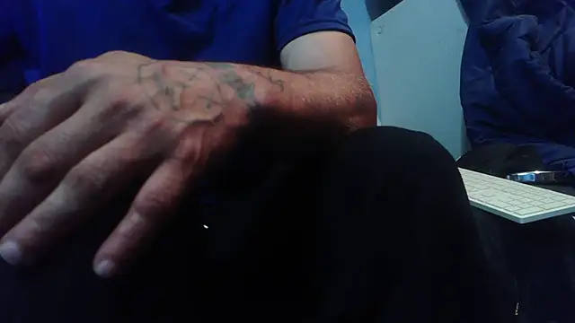 goodick4u28 online show from March 11, 4:41 am