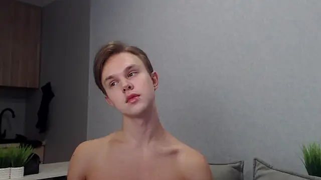 MartinMendez online show from November 1, 8:18 am