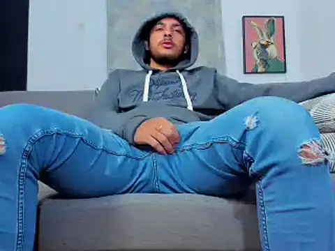 tuyo1995 online show from February 9, 3:33 am