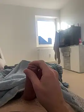 oroszlanw online show from January 19, 10:39 am