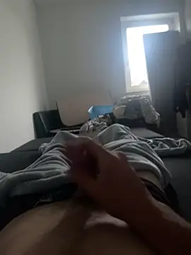 oroszlanw online show from September 27, 5:38 am