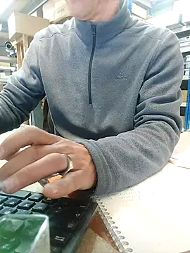 Xcoquinx online show from April 24, 9:11 am
