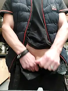 Snapshot of Xcoquinx chatting on February 19, 1:39 pm Xcoquinx online show from February 19, 1:39 pm