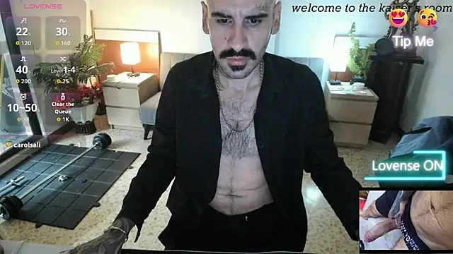 kaiser679  online show from April 15, 7:58 pm