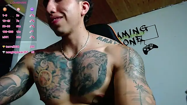 Adam Hudsond online show from December 3, 10:51 pm