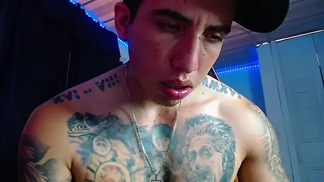 Adam Hudsond online show from November 10, 2:44 pm