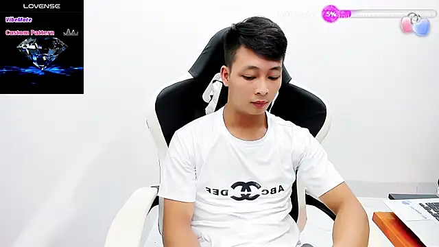 Naughty--asian online show from October 10, 2:00 pm