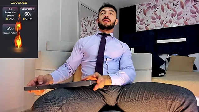 MarkWalker   online show from April 15, 10:04 am