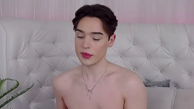 RobbyCharming online show from March 23, 8:42 am