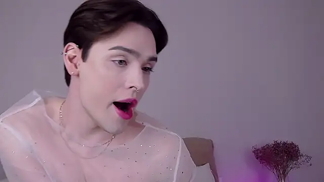 RobbyCharming online show from May 30, 7:08 am