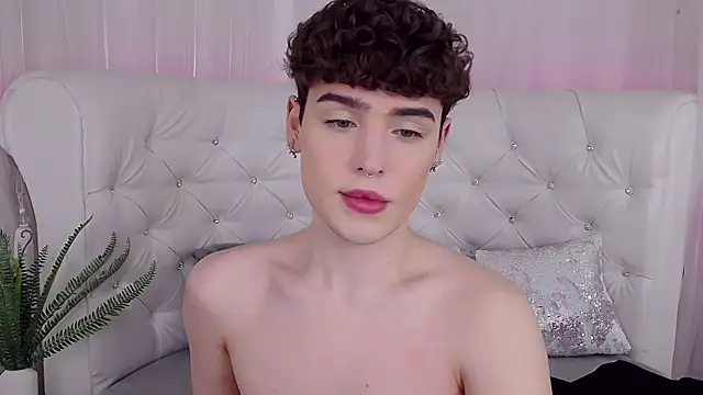 RobbyCharming online show from February 6, 4:31 am