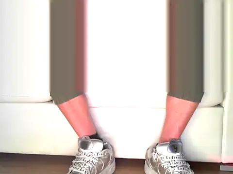 Snapshot of OSIRlS chatting on October 24, 5:03 pm OSIRlS online show from October 24, 5:03 pm