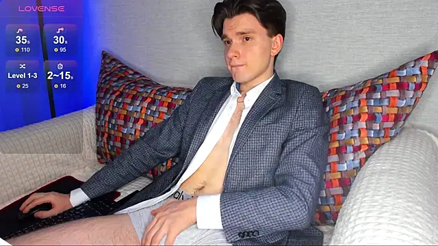 maxboy4 online show from March 1, 4:37 am