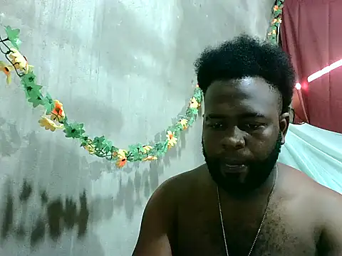 2ocmaxi online show from April 16, 9:39 pm