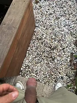 Snapshot of mattexhibe chatting on January 1, 9:49 am mattexhibe online show from January 1, 9:49 am