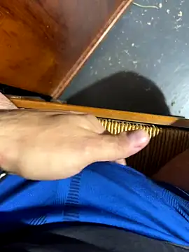 Snapshot of mattexhibe chatting on October 31, 9:40 pm mattexhibe online show from October 31, 9:40 pm