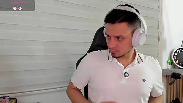 Rick Diesel  online show from April 9, 6:19 am