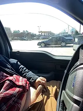 Snapshot of Themechanic420 chatting on February 20, 4:36 pm Themechanic420 online show from February 20, 4:36 pm