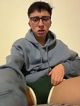 CamiRojas boy online show from February 22, 3:52 am