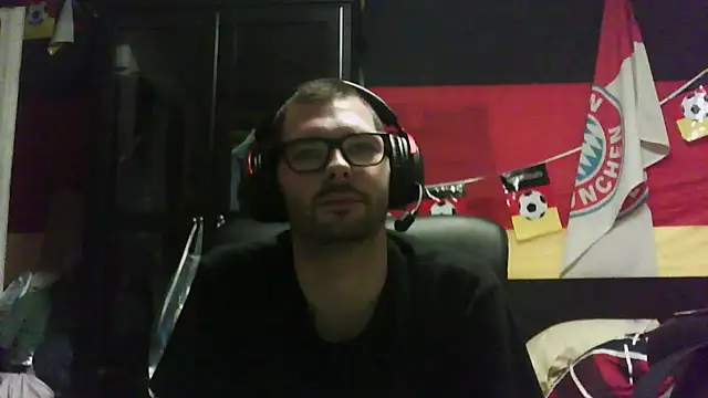 Die-geile-Sau online show from November 16, 9:39 pm