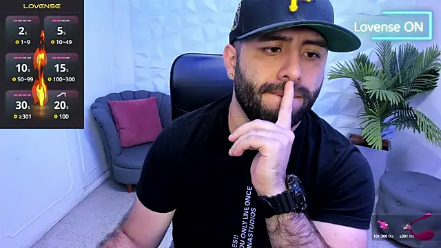 jhon bear03 online show from January 24, 11:15 am