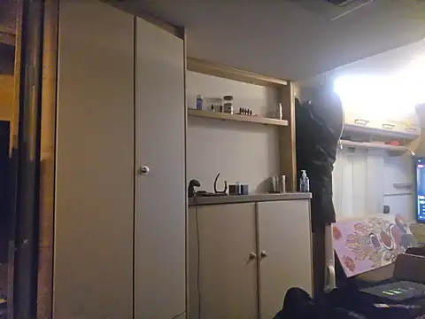 Ebinator666 online show from April 19, 9:39 pm