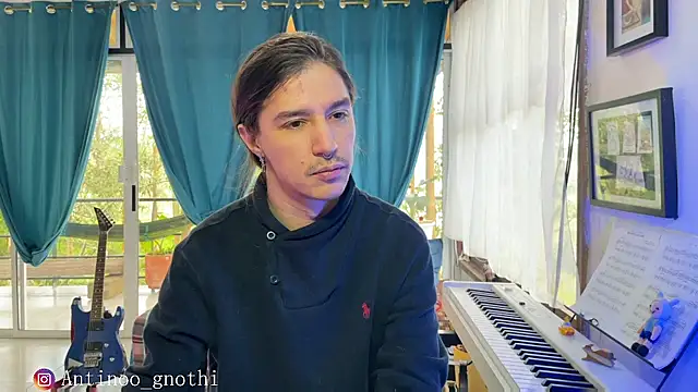 Snapshot of Antinoo_Gnothi chatting on December 9, 2:18 pm Antinoo Gnothi online show from December 9, 2:18 pm