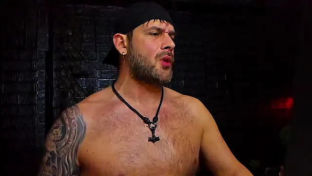 LexXHardy online show from December 4, 11:56 pm