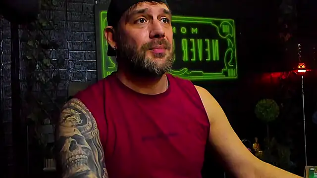 LexXHardy online show from December 15, 7:22 pm