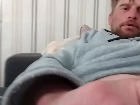 Atti44 online show from March 8, 9:24 am