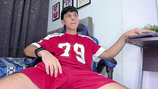 The skinnyguys online show from November 17, 10:24 pm