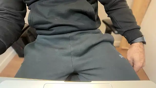 rickyi2023 online show from November 5, 1:57 pm