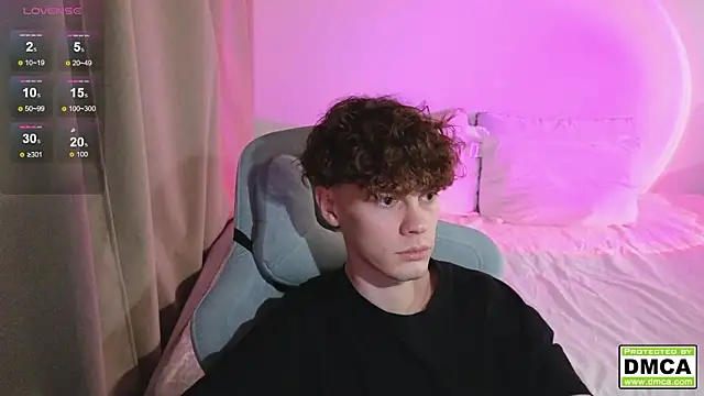 cute thomas online show from March 4, 6:59 pm