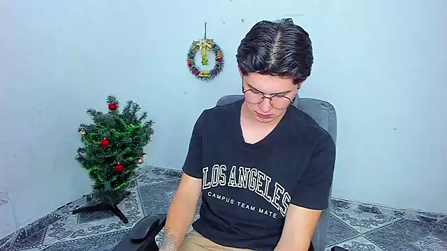 patrik 027 online show from December 20, 11:47 pm